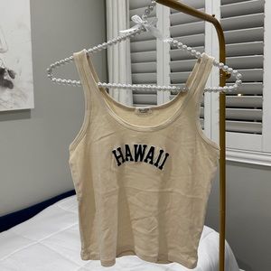 Cute Crème Embroidered “Hawaii” Tank Top !